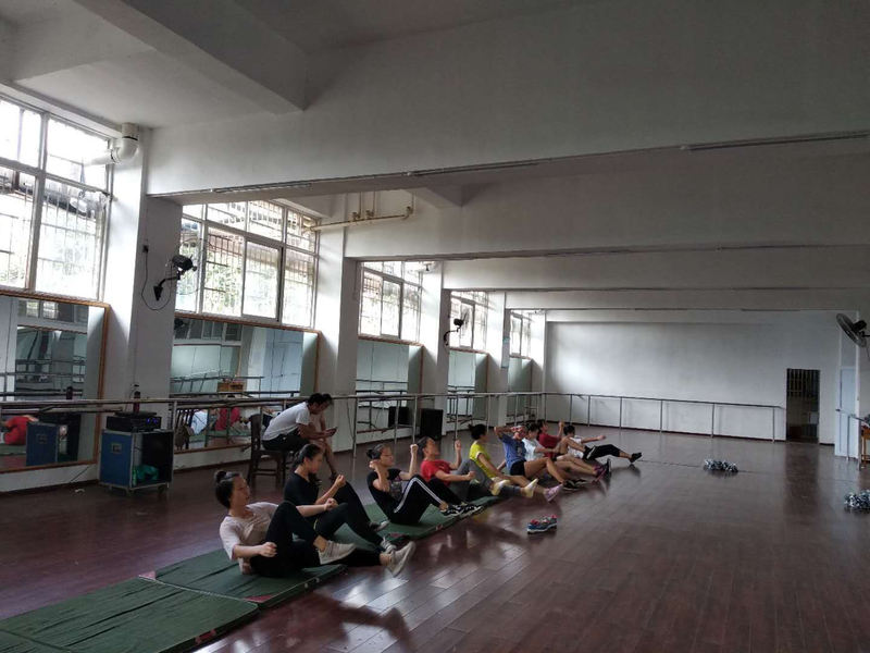 1534488356440091232.jpg 2.jpg