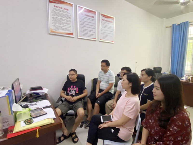 1625037143456007416.png 学生处照片.png